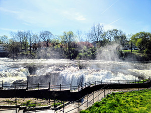 The Curve that Listens to the Falls