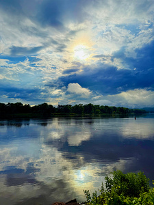 Between Heaven’s Whisper and Earth’s Reflection