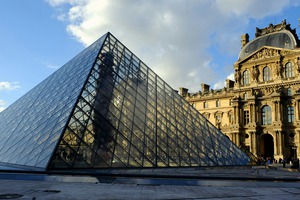 Just Louvre It 2B