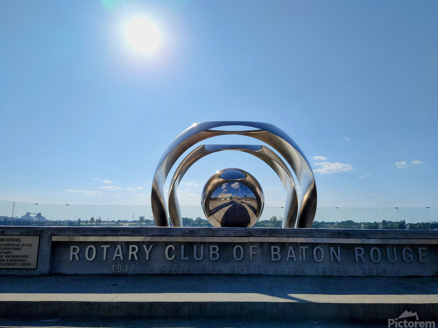 Rotary Club Centennial Sculpture Metallic Eyeball to Heaven  Imprimer