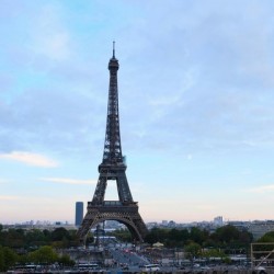 Eiffel Tower 2E