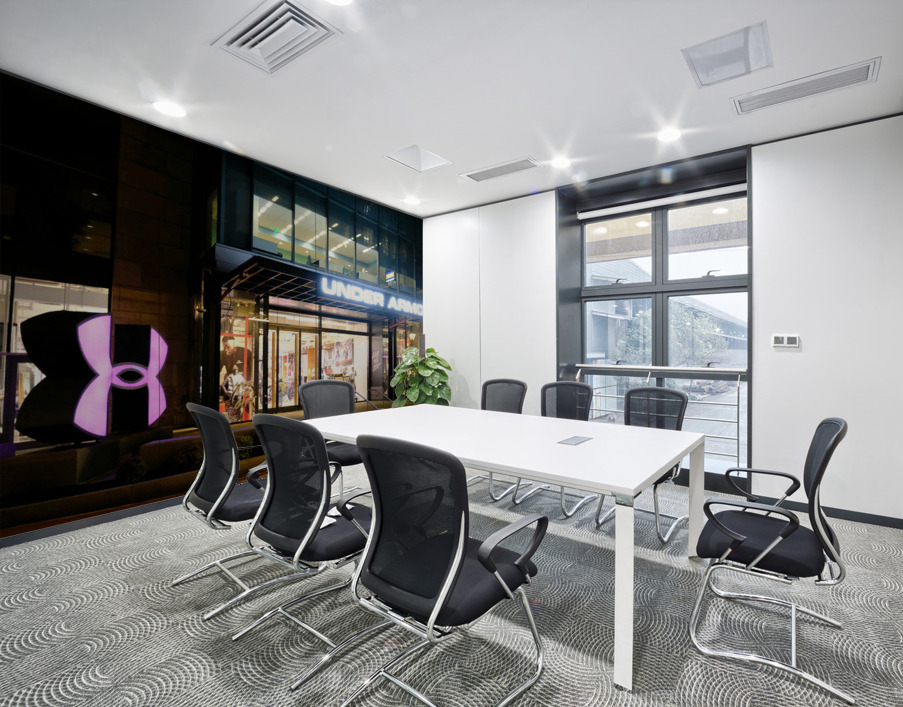 Under Armour Headquarters Storefront Wall Printing
