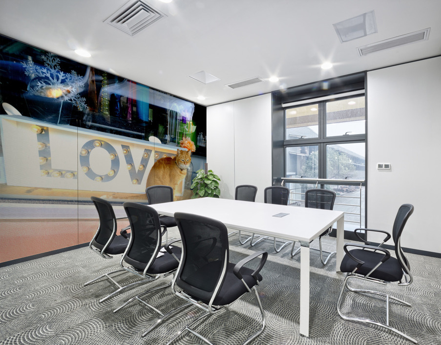 Window Watcher Wall Printing