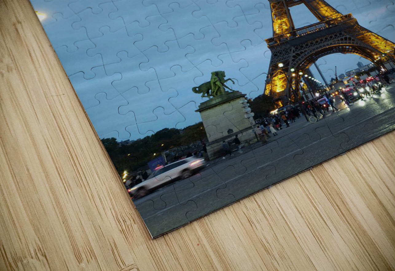 Eiffel Tower at Night 1 Click4Pix Puzzle